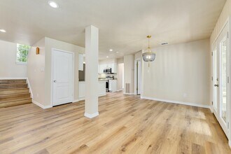 2811 Mecca Rd in Austin, TX - Building Photo - Building Photo
