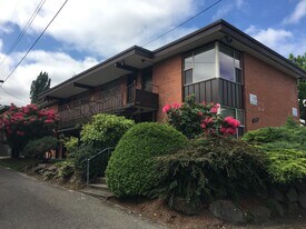3513 NE 95th St, Unit 2 in Seattle, WA - Building Photo