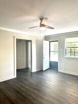 328 54th St in Fairfield, AL - Building Photo