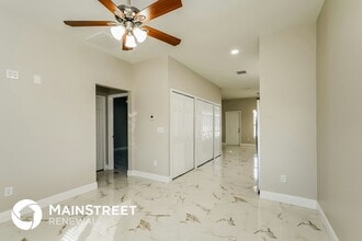 2411 Claude Ave N in Lehigh Acres, FL - Building Photo - Building Photo