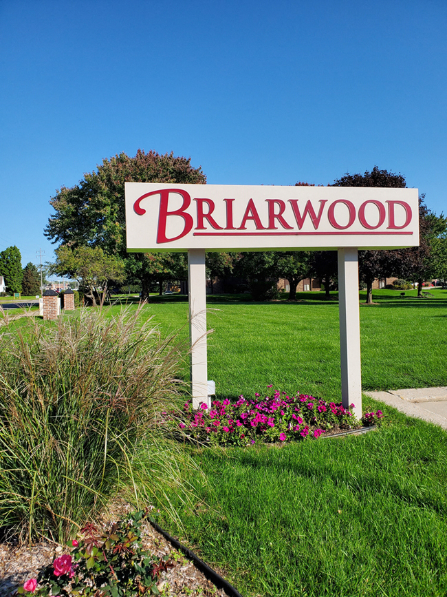 Briarwood Apartments | Benton Harbor, MI Apartments