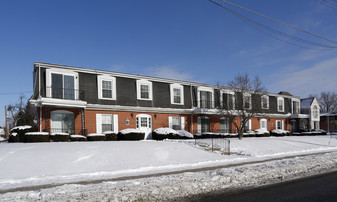 Linden House in Muncie, IN - Building Photo