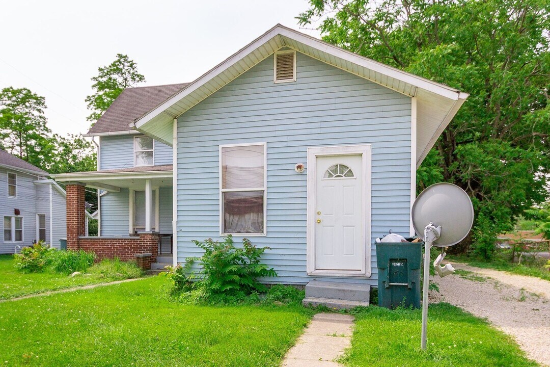 1507 W Jackson St in Muncie, IN - Foto de edificio