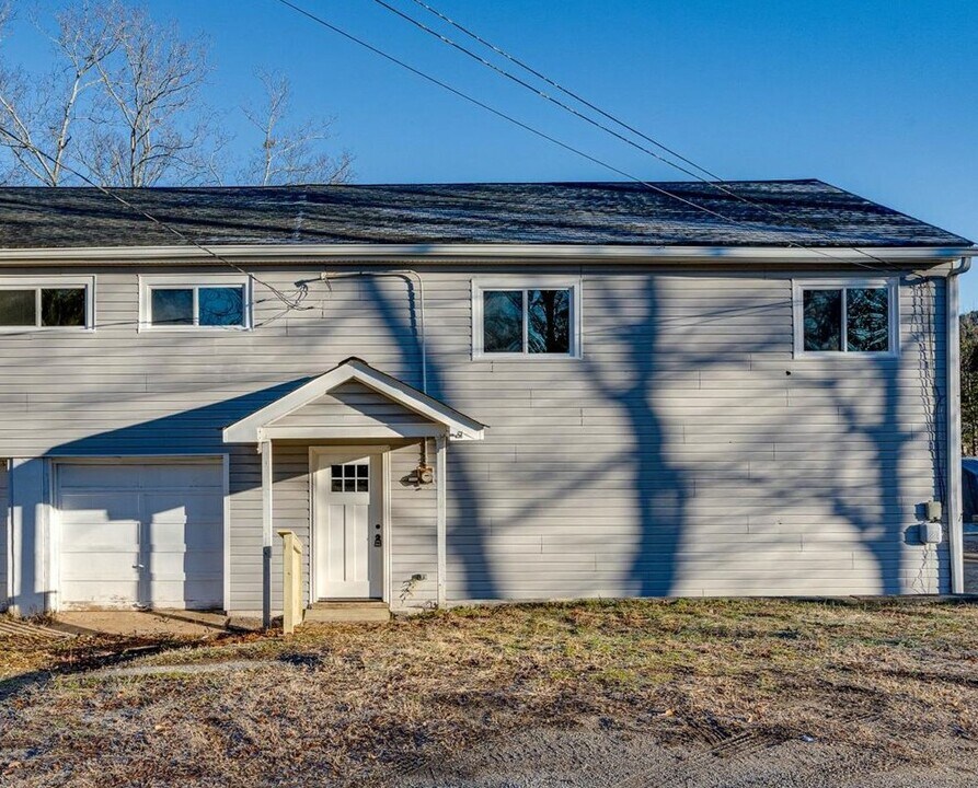 1627 Mars Aly, Unit 2 in Chattanooga, TN - Foto de edificio