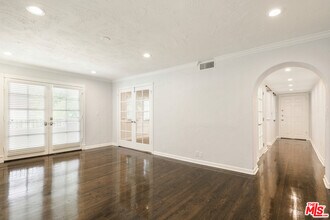 1118 Cardiff Ave-Unit -1 in Los Angeles, CA - Foto de edificio - Building Photo