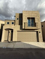 109 S Crown Plaza in Vail, AZ - Building Photo