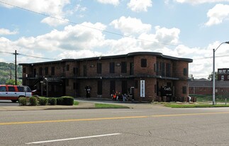 2275 Winchester Ave in Ashland, KY - Building Photo