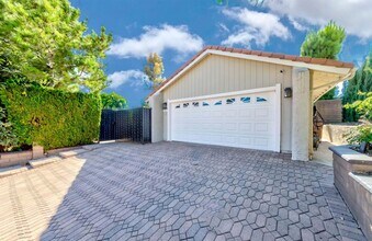 507 Southcoast Dr in Walnut, CA - Building Photo - Building Photo