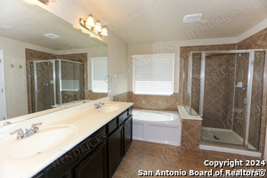 6506 Lionheart Park in San Antonio, TX - Building Photo - Building Photo