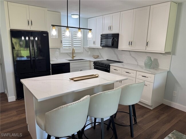 property at 746 Eagle Creek Dr