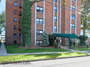 Wood Arms Apartments in Linden, NJ - Building Photo - Building Photo