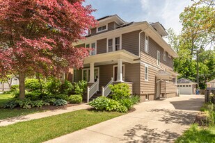 1111 Olivia Ave in Ann Arbor, MI - Building Photo