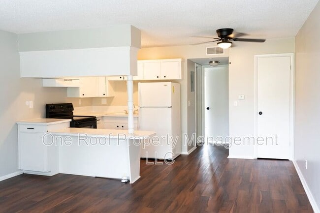 property at 3115 Barnett Ave