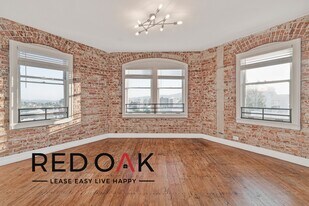 102 N Glendale Ave in Glendale, CA - Building Photo