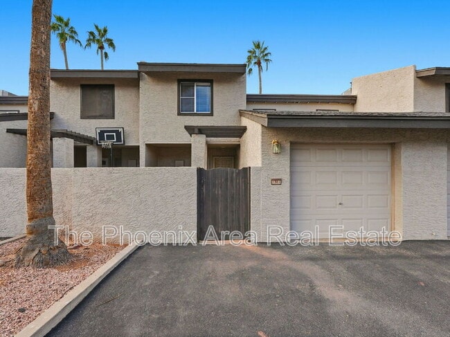 property at 2232 W Lindner Ave