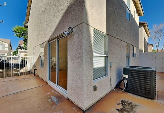 4271 Olympic Point Dr in Las Vegas, NV - Building Photo - Building Photo