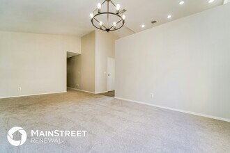5055 Nighthawk Way in Tucson, AZ - Building Photo - Building Photo