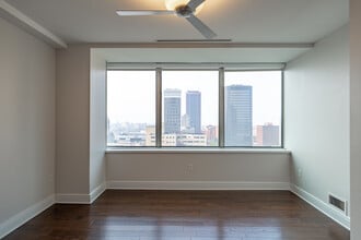 10 Lafayette Sq in Buffalo, NY - Foto de edificio - Interior Photo