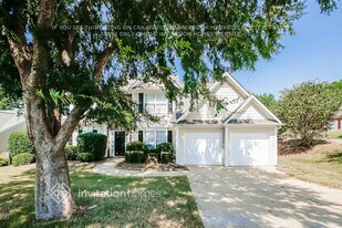 2288 Holden Way in Kennesaw, GA - Building Photo