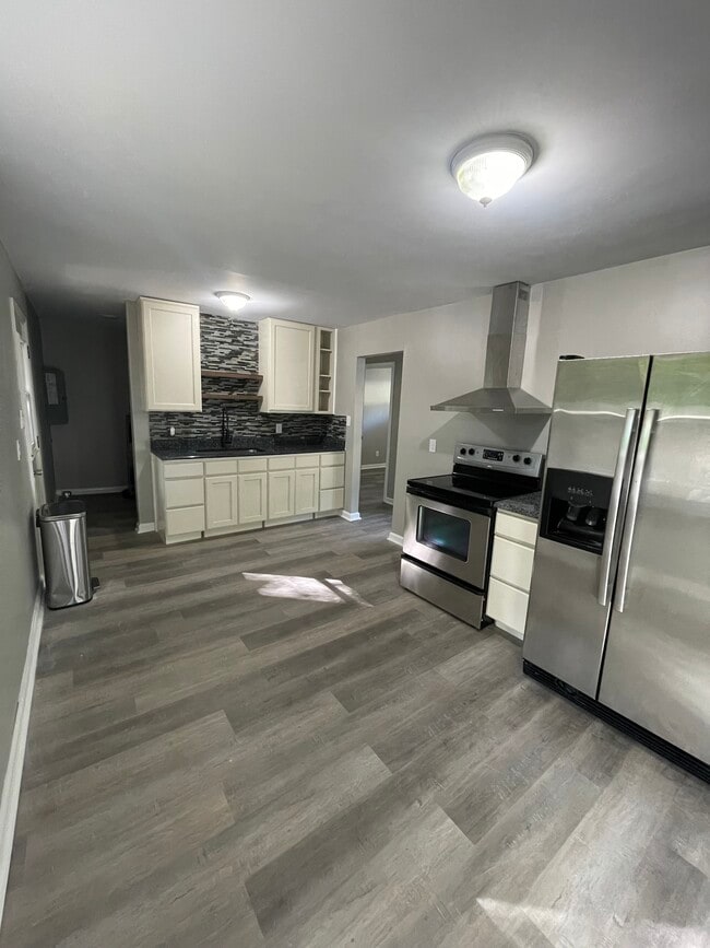 1636 Rockford St in Winston-Salem, NC - Building Photo - Building Photo