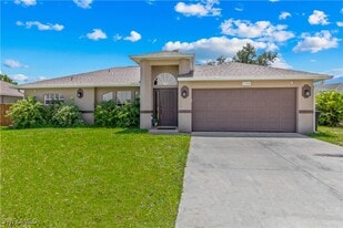 11568 Forest Mere Dr in Bonita Springs, FL - Building Photo