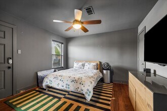 5201 Cornish St in Houston, TX - Building Photo - Building Photo
