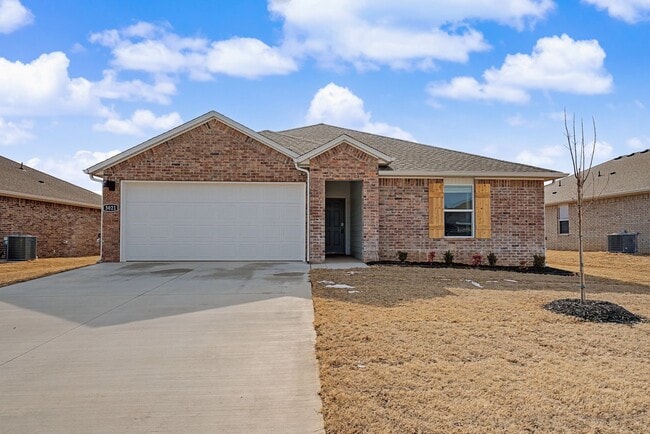 property at 3021 Laredo Ln