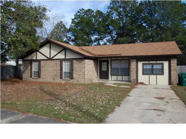 property at 708 Meadow Ct