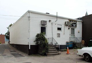 951-957 Main St in Walpole, MA - Foto de edificio - Other