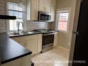 Cozy 2 Bedroom 1 Bathroom Home in Sioux Falls, SD - Building Photo - Building Photo