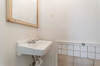 1713 Edgley St photo'
