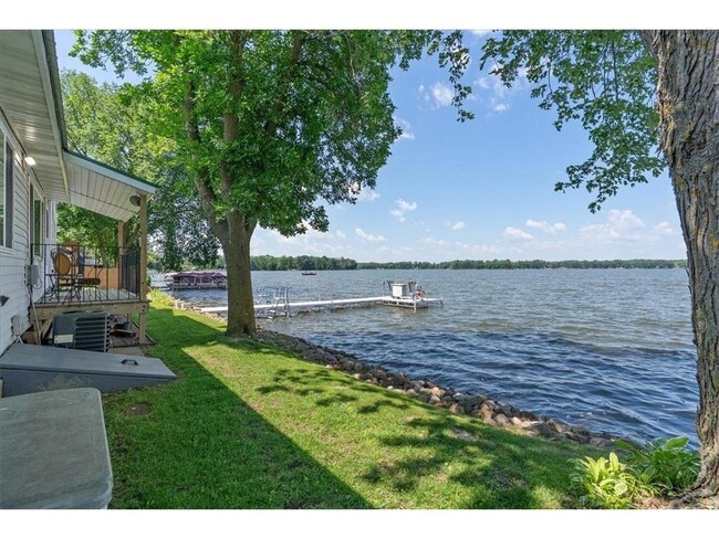 773 US-63 in Clayton, WI - Building Photo - Building Photo