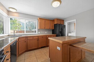 240 Carr St in Erie, CO - Building Photo - Building Photo