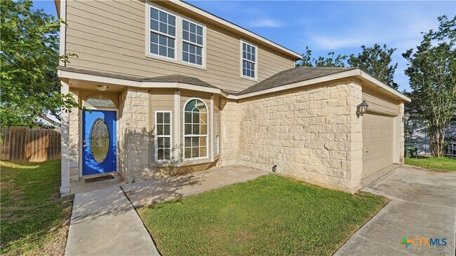 821 Benning St in San Marcos, TX - Building Photo - Building Photo