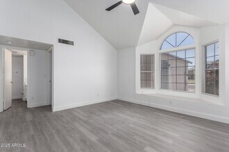 4162 E Wayland Rd in Phoenix, AZ - Building Photo - Building Photo
