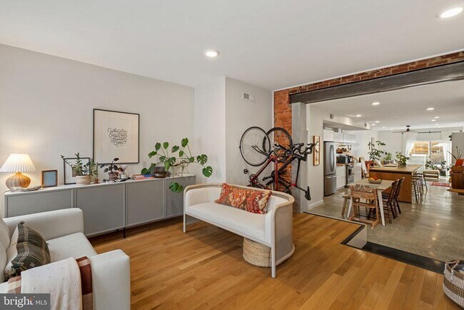 2332 E Fletcher St in Philadelphia, PA - Building Photo - Building Photo