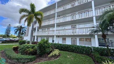 3028 Rexford B in Boca Raton, FL - Foto de edificio - Building Photo