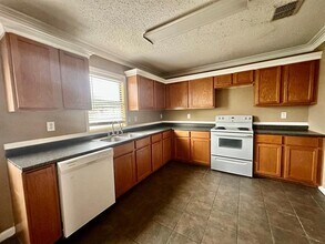 5437 New Castleton Ln in Fort Worth, TX - Building Photo - Building Photo