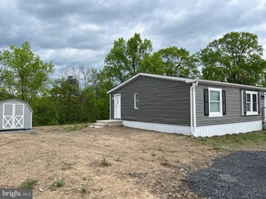 24 Dugan Ct in Hedgesville, WV - Building Photo - Building Photo