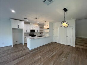 120 Capetown St in Montgomery, TX - Building Photo - Building Photo