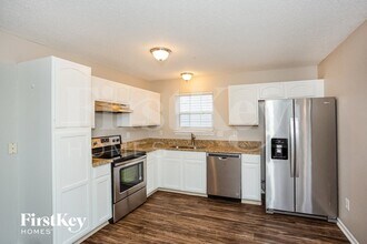 15563 Dusty Trail in Noblesville, IN - Building Photo - Building Photo