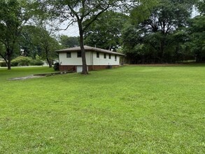 2413 Sherwood Place in Marietta, GA - Building Photo - Building Photo