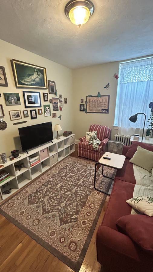 223 Essex St, Unit 2 in Melrose, MA - Building Photo - Building Photo
