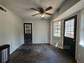1687 Ember Way SW in Snellville, GA - Building Photo - Building Photo