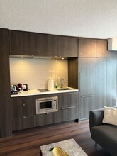 20 Hazelton Ave, Unit SI ID1510940P in Toronto, ON - Building Photo - Building Photo