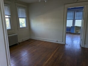 6604 1st St NW, Unit 2 in Washington, DC - Building Photo - Building Photo