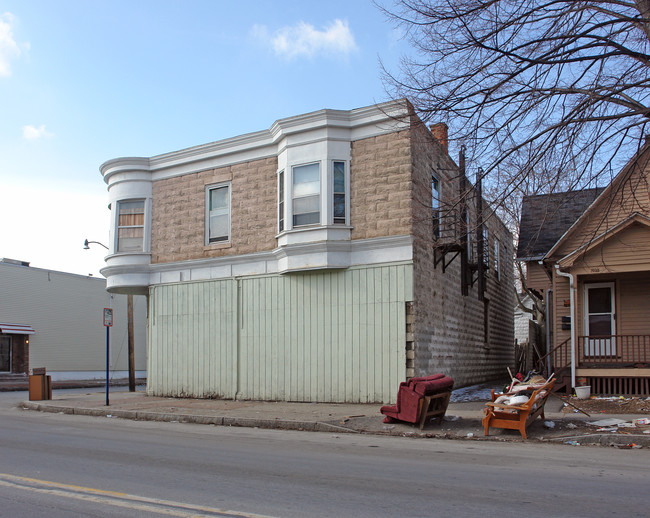 1029 Hudson Ave in Rochester, NY - Building Photo - Building Photo