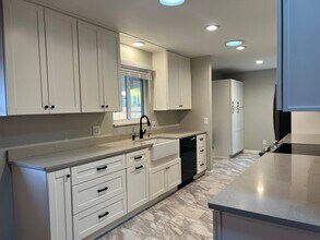 1306 Whitehouse Dr in Colorado Springs, CO - Building Photo - Building Photo