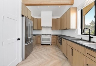 9243 Southern Rd in La Mesa, CA - Foto de edificio - Building Photo