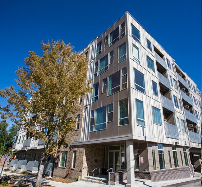 B Street LoHi Apartments